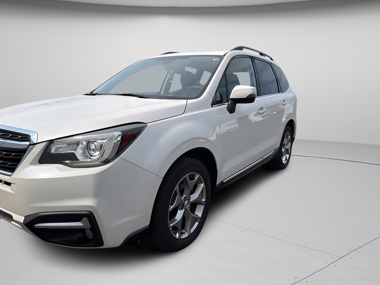Used 2018 Crystal White Pearl Subaru Touring image 2