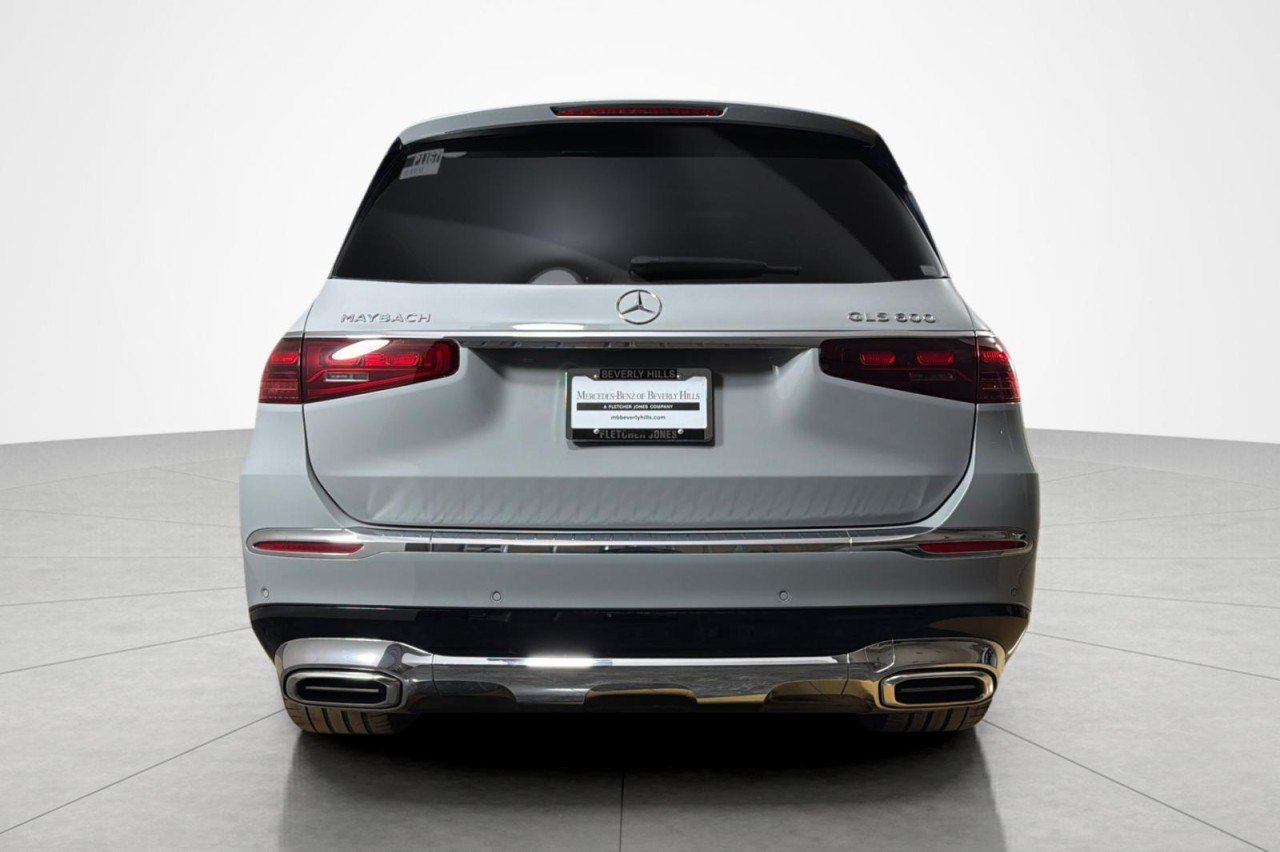 Certified Used 2025 MANUFAKTUR Alpine Grey Mercedes-Benz Maybach GLS 600 image 4