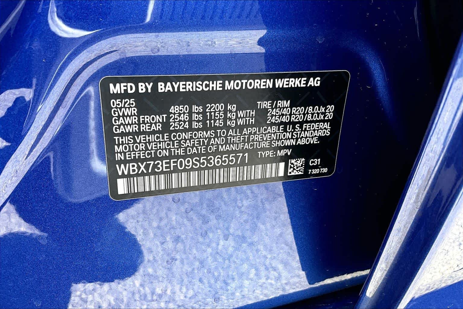 Used 2025 Portimao Blue Metallic BMW xDrive28i image 21