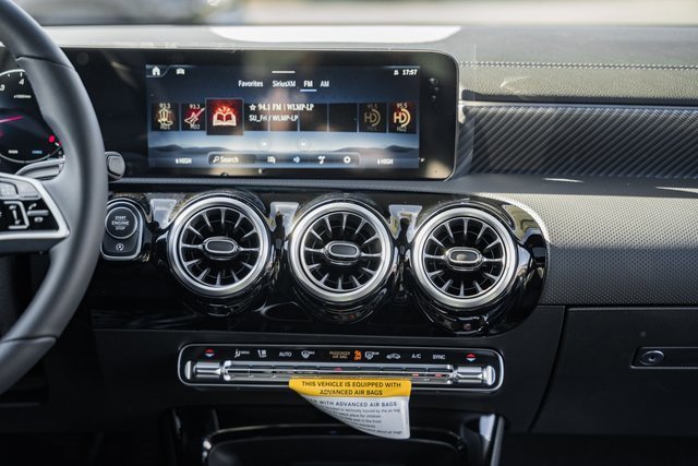 2025 Mercedes-Benz CLA CLA 250 - Photo 20