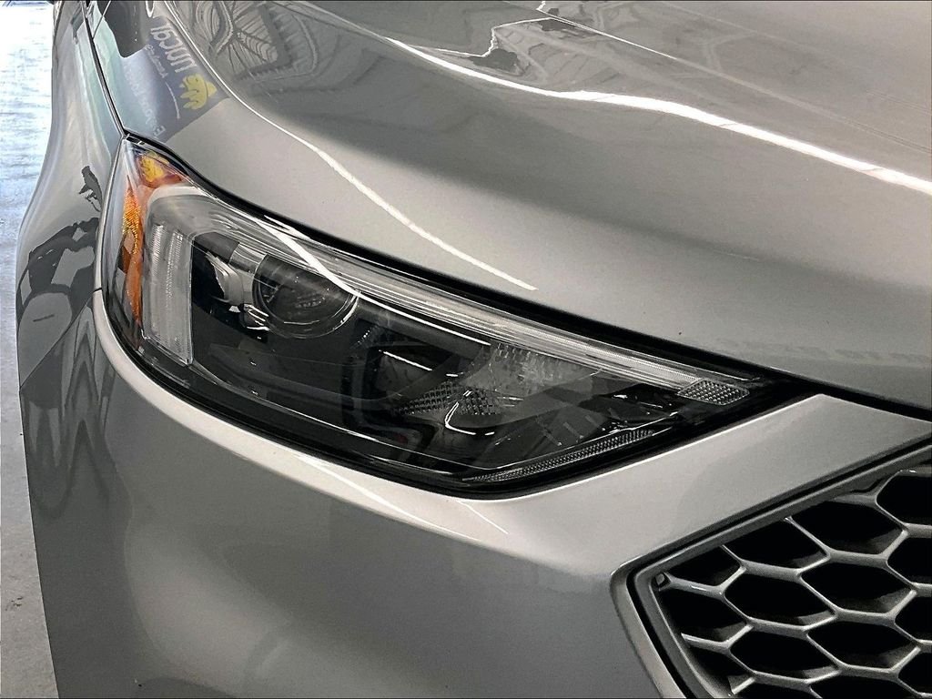 Used 2023 Silver Metallic Ford SEL image 30