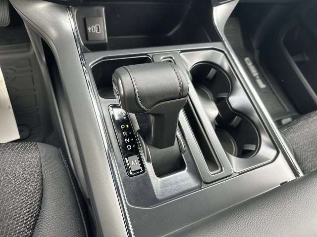 New 2026 Oxford White Ford XLT image 24
