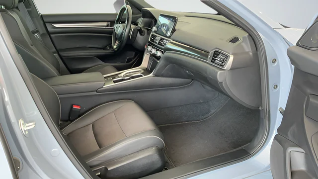 Used 2022  Honda Sport image 20