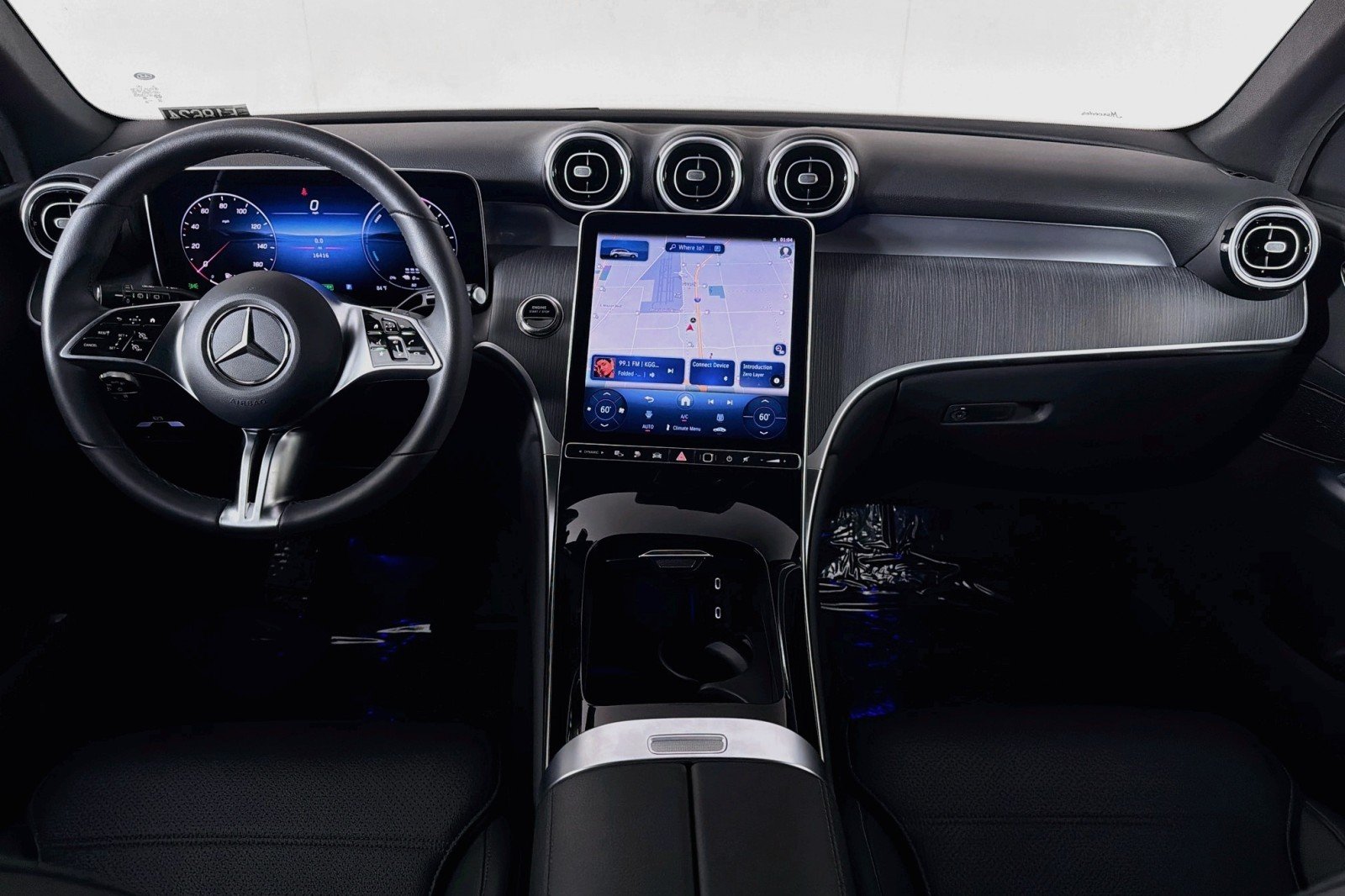 Certified Used 2025 Polar White Mercedes-Benz 350e image 5