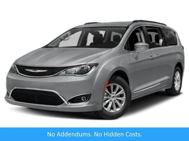 2018 Chrysler Pacifica Limited's photo