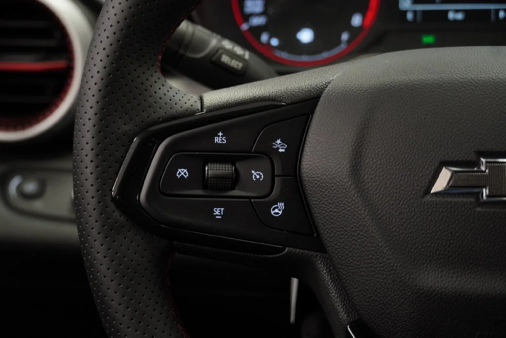 New 2026 Mosaic Black Metallic Chevrolet 1RS image 27