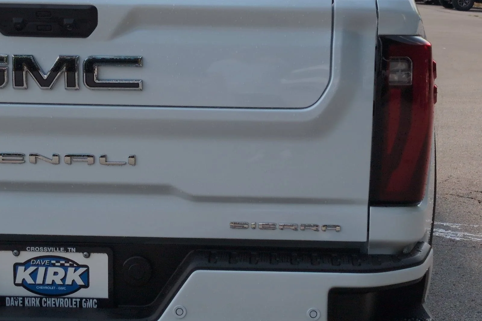 New 2026 Glacier White Tricoat GMC Denali Ultimate image 27