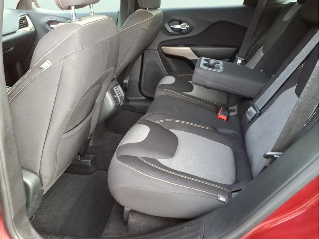 Used 2017 Red Jeep Sport image 16