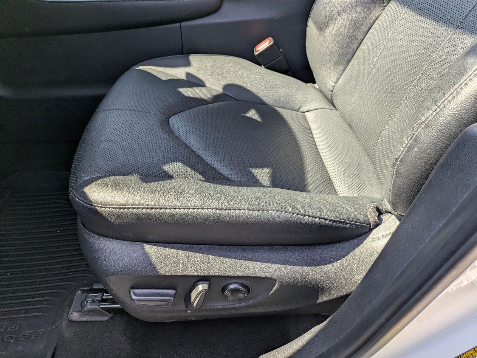 Used 2024 Wind Chill Pearl Toyota Limited image 15