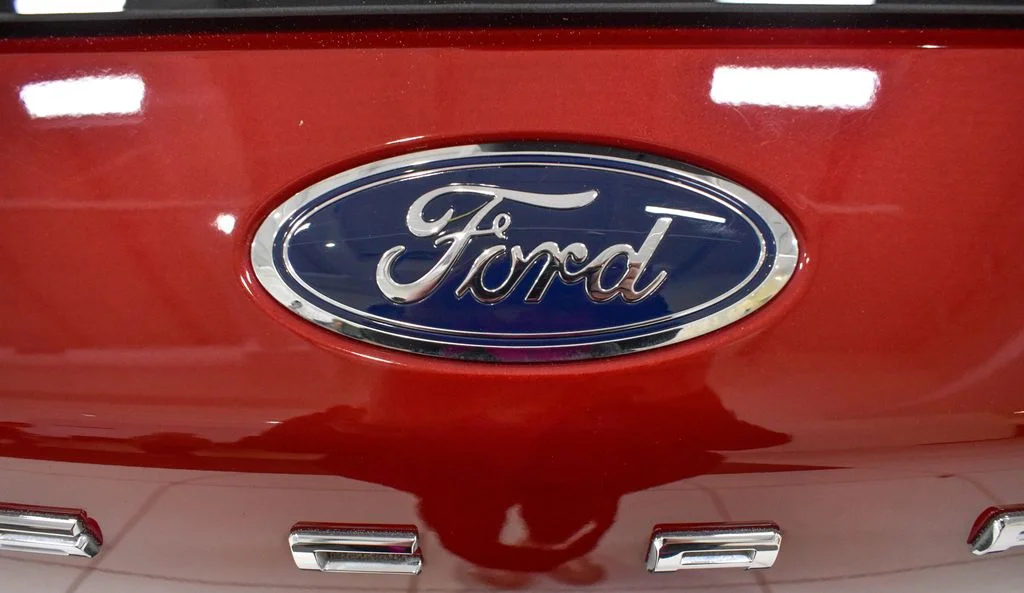 Used 2021 Red Ford Titanium image 13