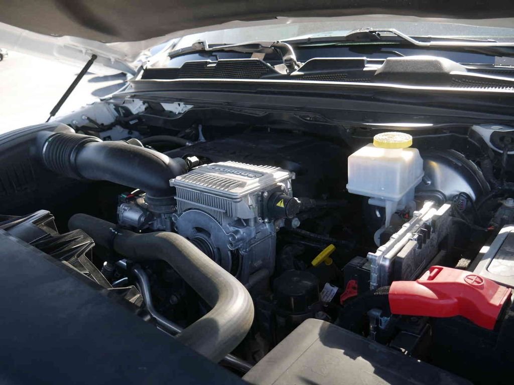 Certified Used 2022 White Ram Laramie image 15
