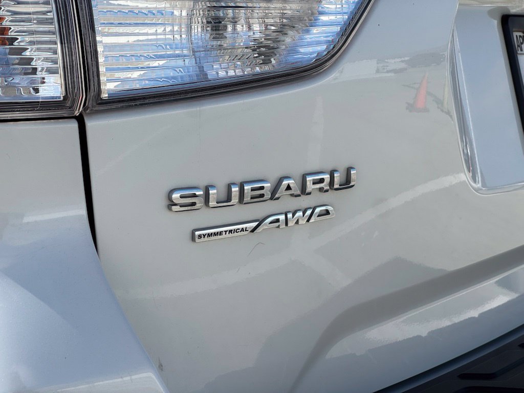 Used 2020 Crystal White Pearl Subaru Premium image 23