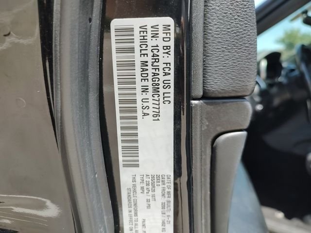 Used 2021 Black Jeep Laredo X image 31