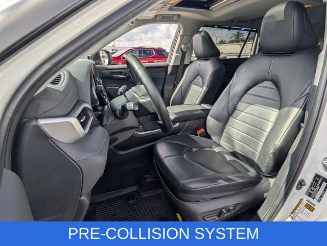 Used 2023 Beige Toyota XLE image 4