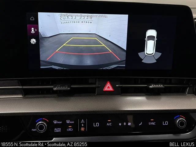 Used 2023 White Kia SX image 17