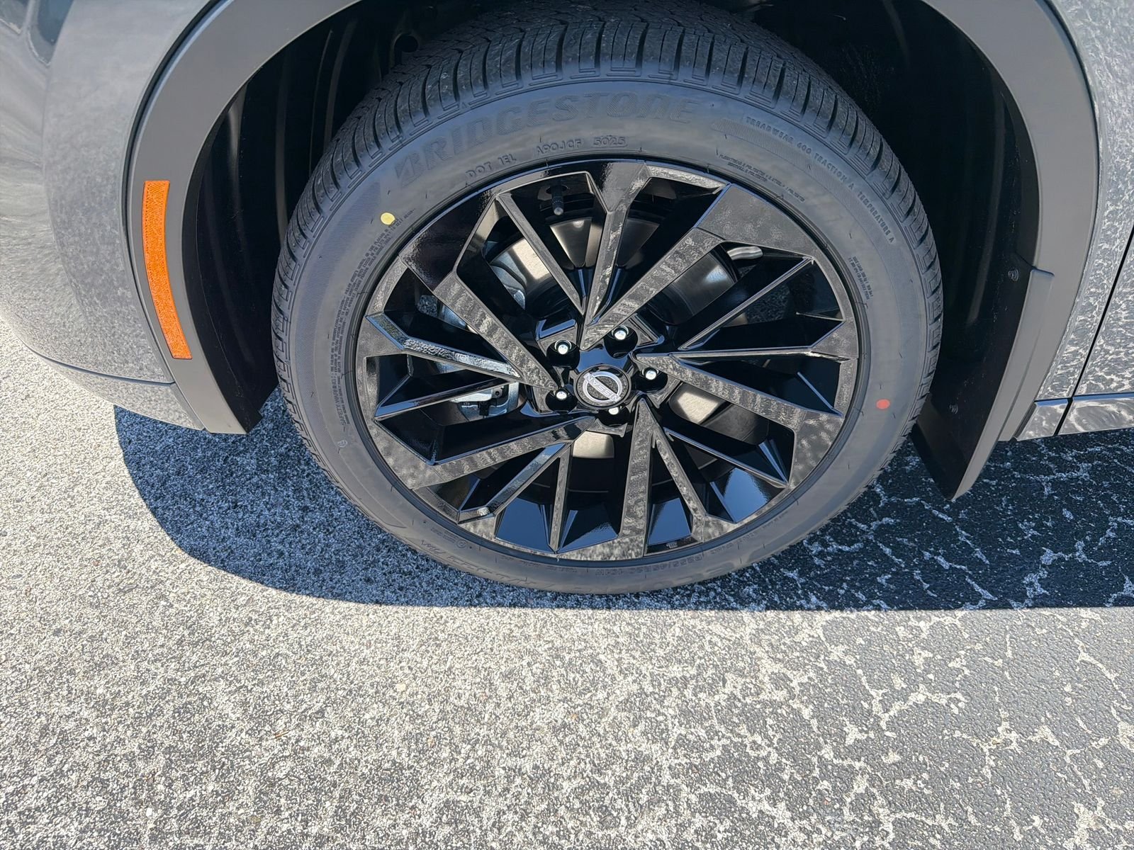 New 2026 Gray Nissan Platinum image 10