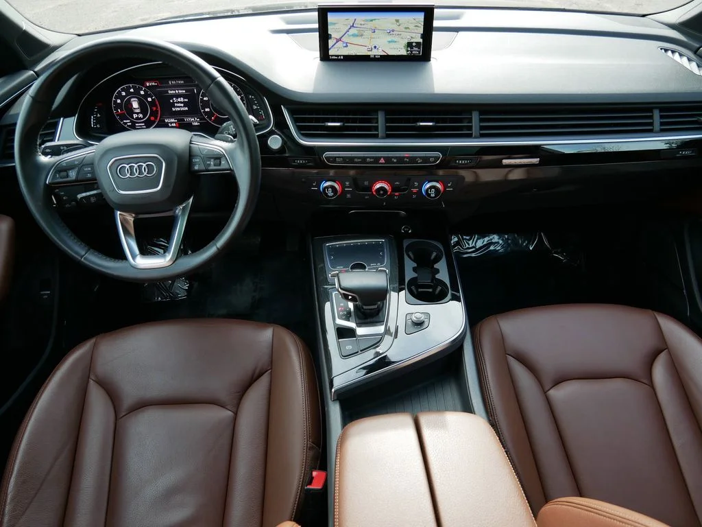 Certified Used 2019  Audi  image 13