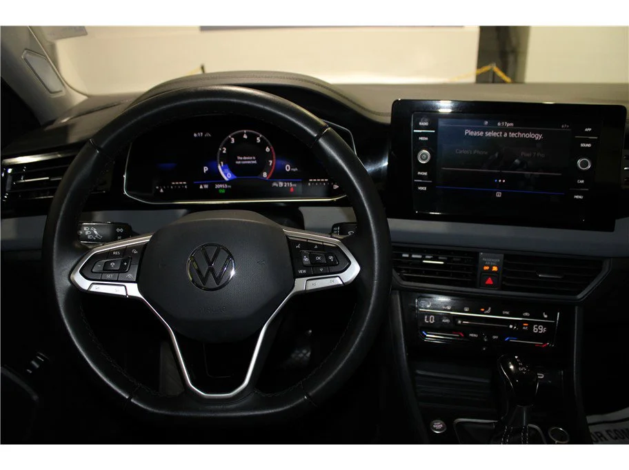 2025 Volkswagen Jetta SE - Photo 33