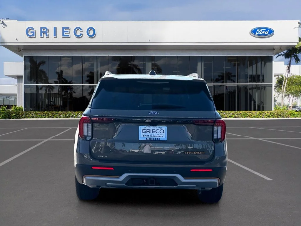 New 2027 Gray Ford Tremor image 6