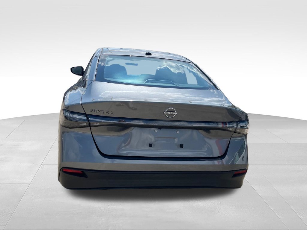New 2027 Gray Nissan SV image 4