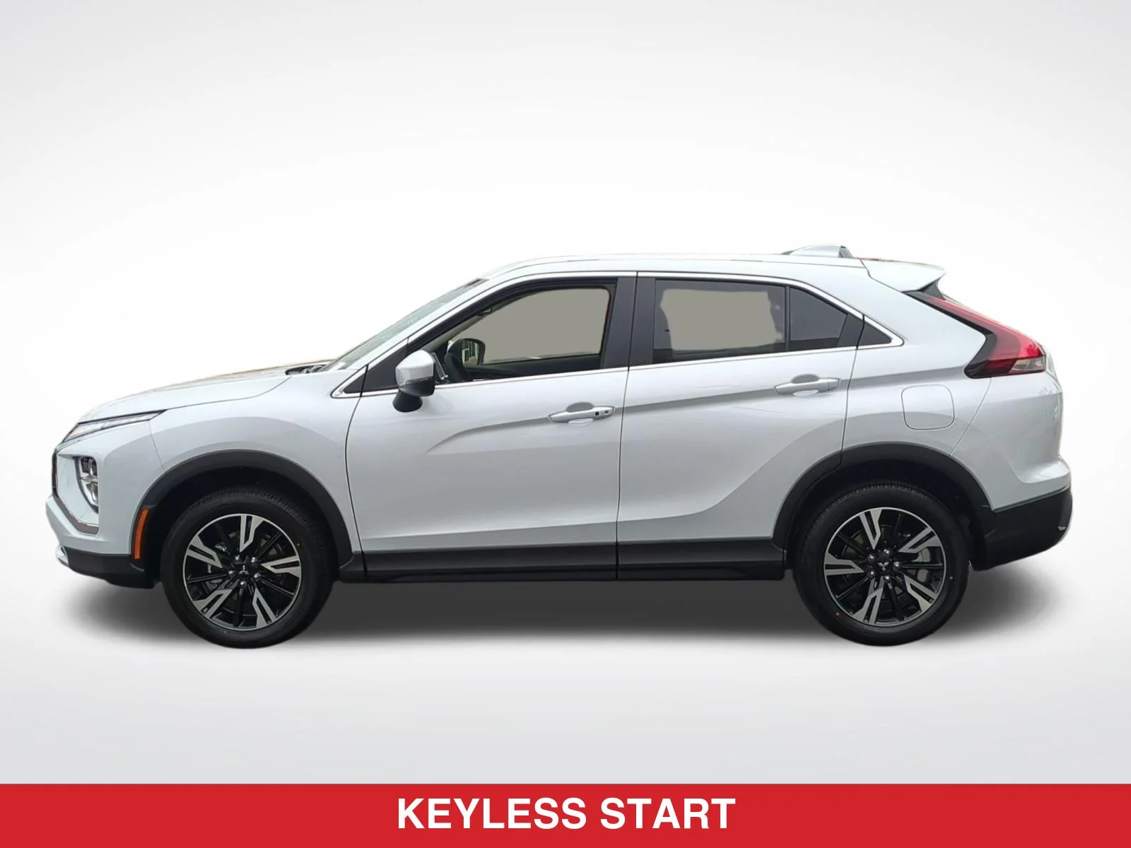 New 2026 White Mitsubishi SE 1.5T S-AWC image 5