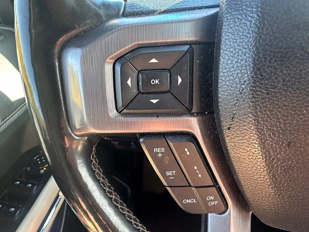Used 2018 White Platinum Clearcoat Metallic Ford Platinum image 19