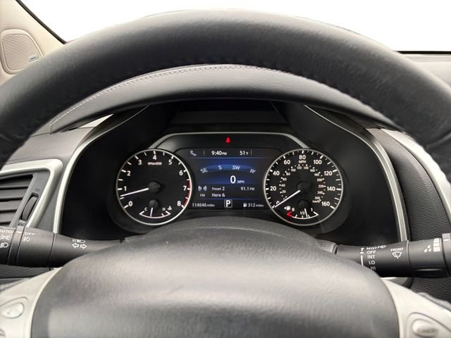 Used 2015 Orange Nissan SL image 14