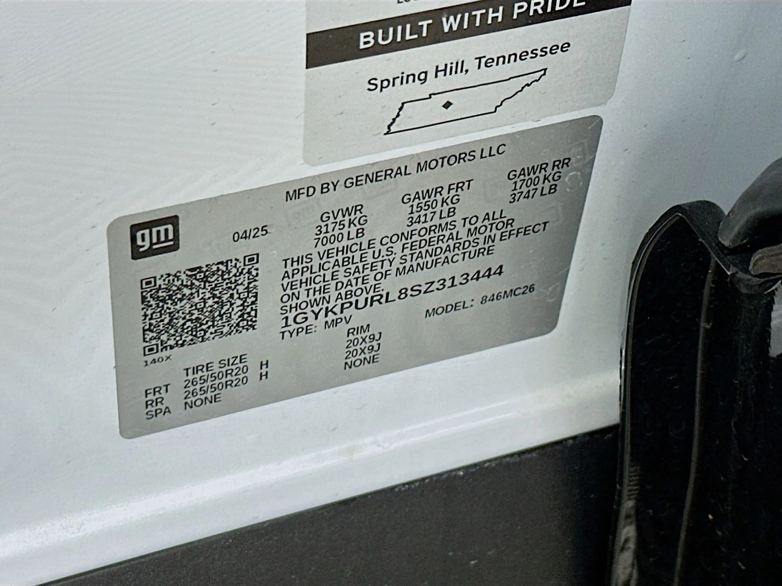Used 2025 Crystal White Tricoat Cadillac Sport image 33