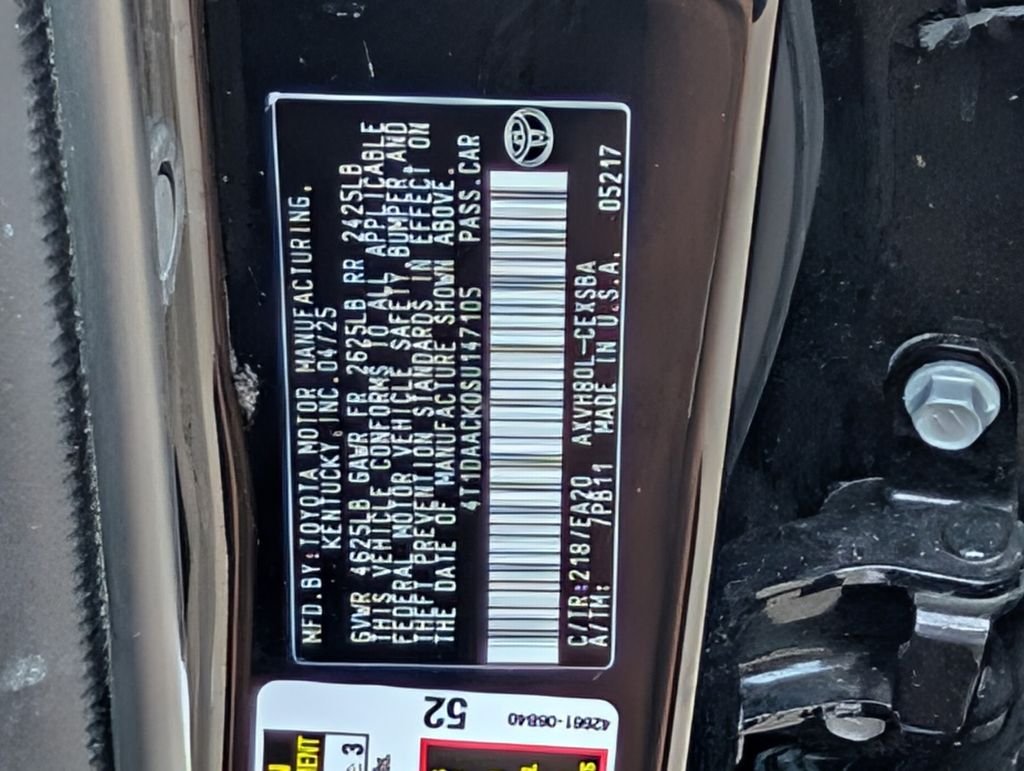 Used 2025  Toyota LE image 33