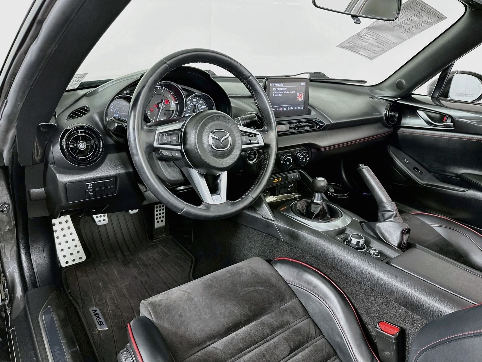 Used 2018 Machine Gray Mazda Club image 9