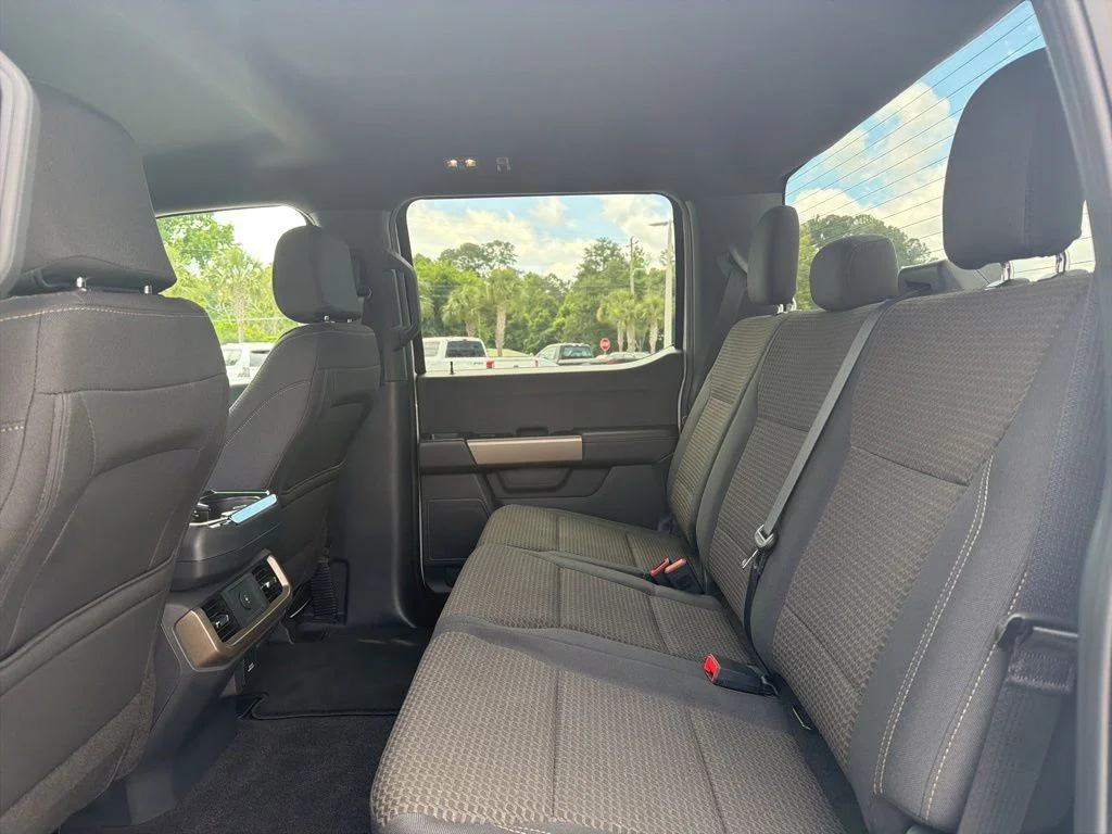 Certified Used 2025 Oxford White Ford STX image 11
