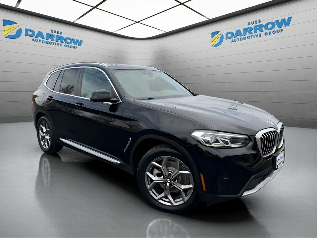 Used 2023 Black BMW xDrive30i image 7