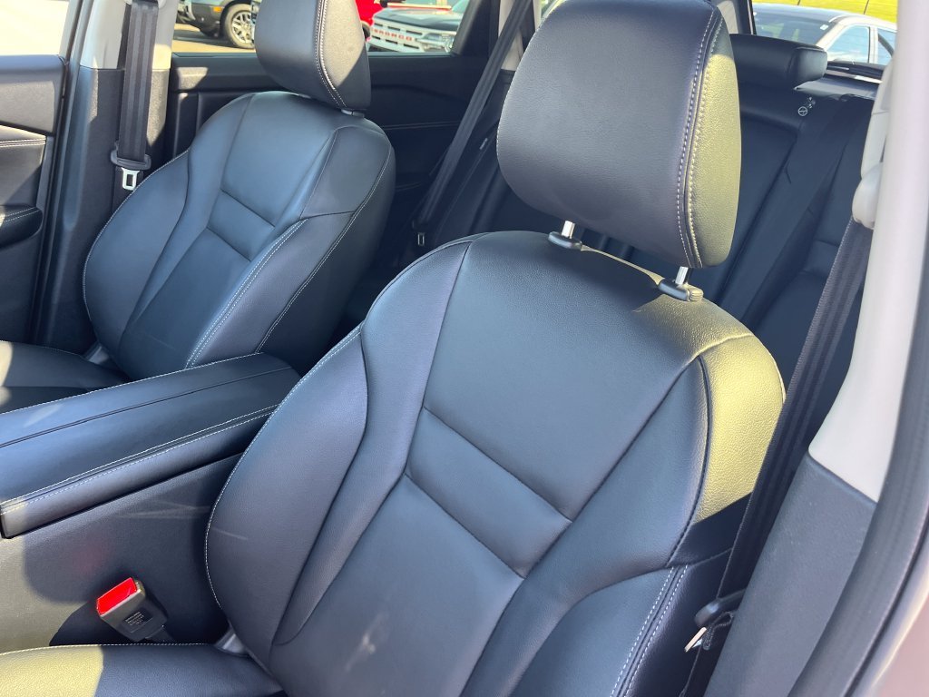 Certified Used 2025 Black Nissan SL image 12