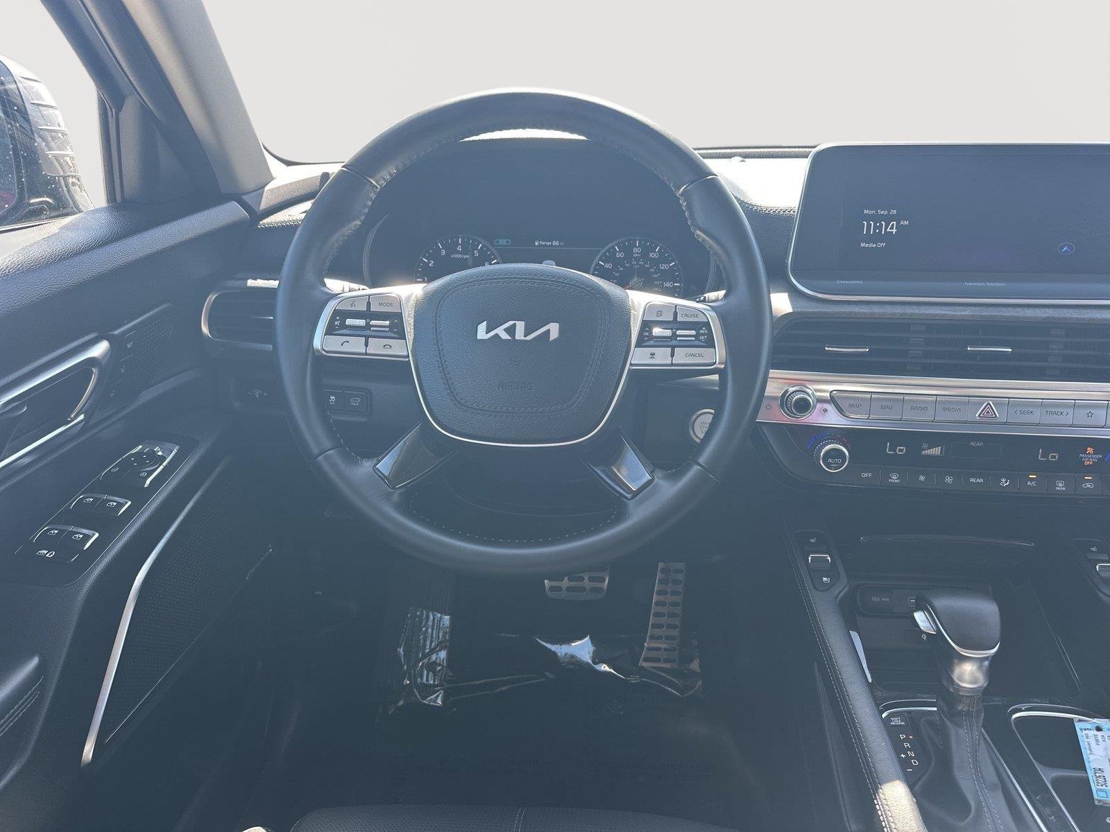 Certified Used 2022 Everlasting Silver Kia SX image 30