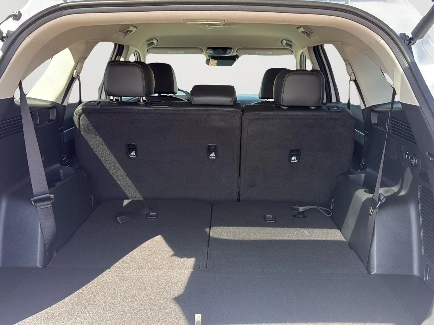 2026 Kia Sorento EX - Photo 9