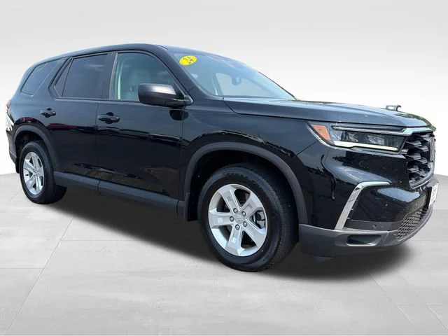 Used 2024 Black Honda LX image 9