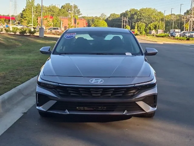 Used 2026 Silver Hyundai Blue image 16
