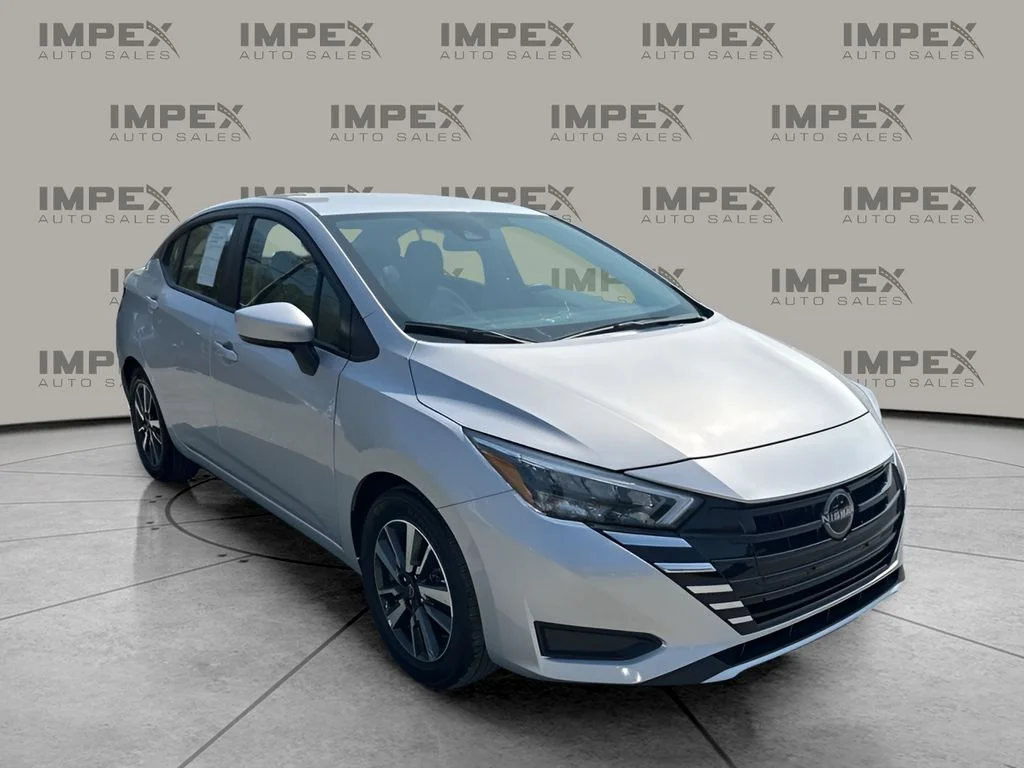 Used 2025 Silver Nissan 1.6 SV image 7
