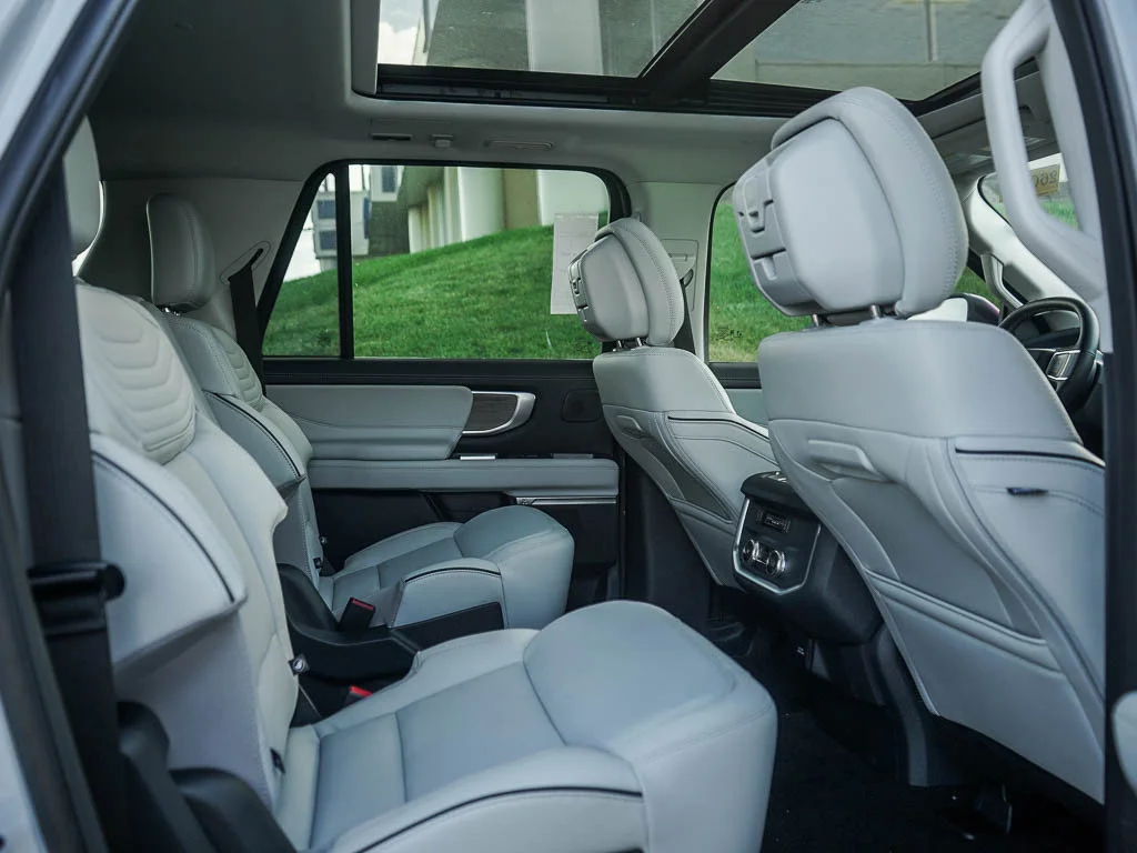 New 2026 Space Silver Metallic Ford MAX Platinum® image 13