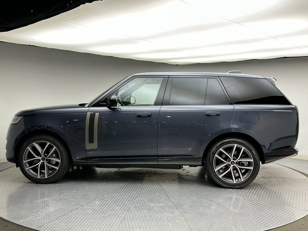 New 2027 Varesine Blue Land Rover SE image 2