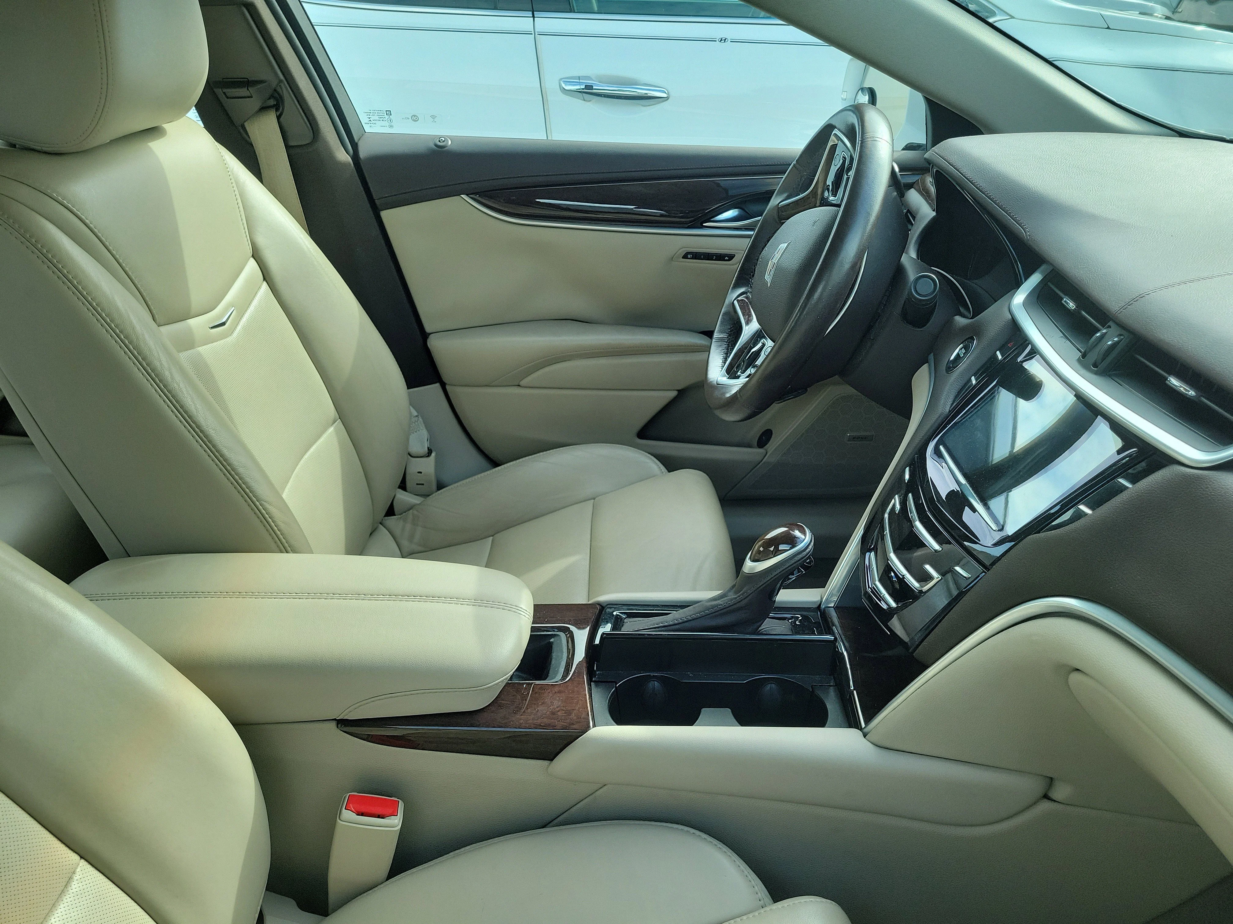 Used 2016 Cadillac XTS Luxury Collection with VIN 2G61M5S3XG9210329 for sale in Port Charlotte, FL