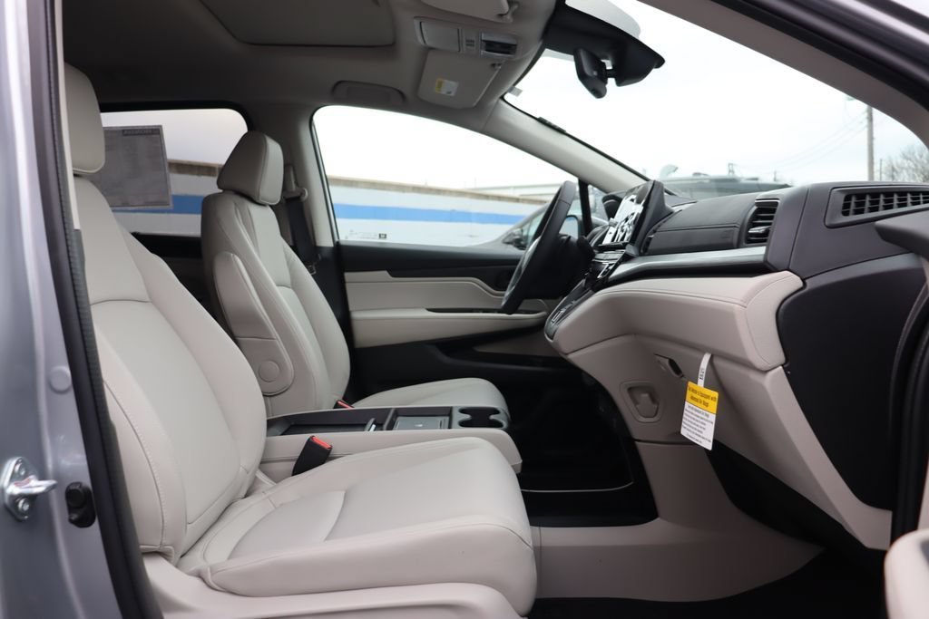 2026 Honda Odyssey EX-L - Photo 21