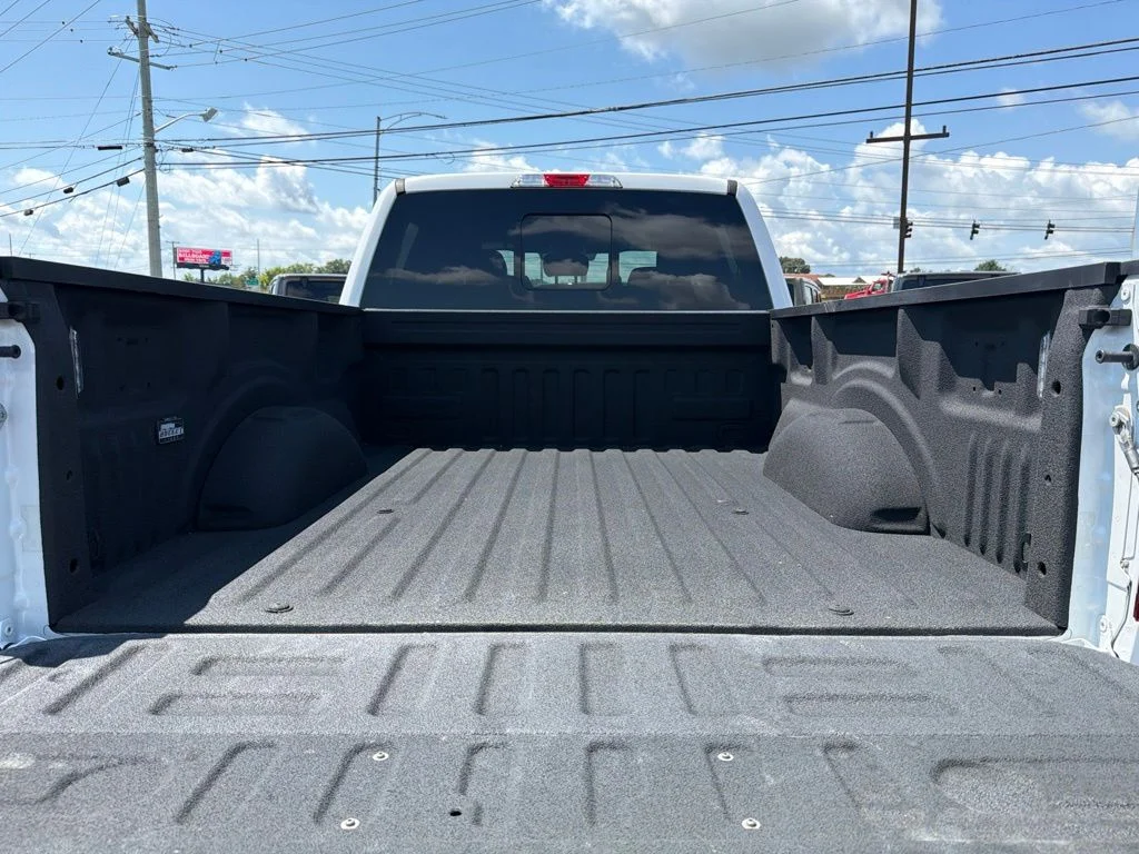 Used 2019 White Ford XLT image 10