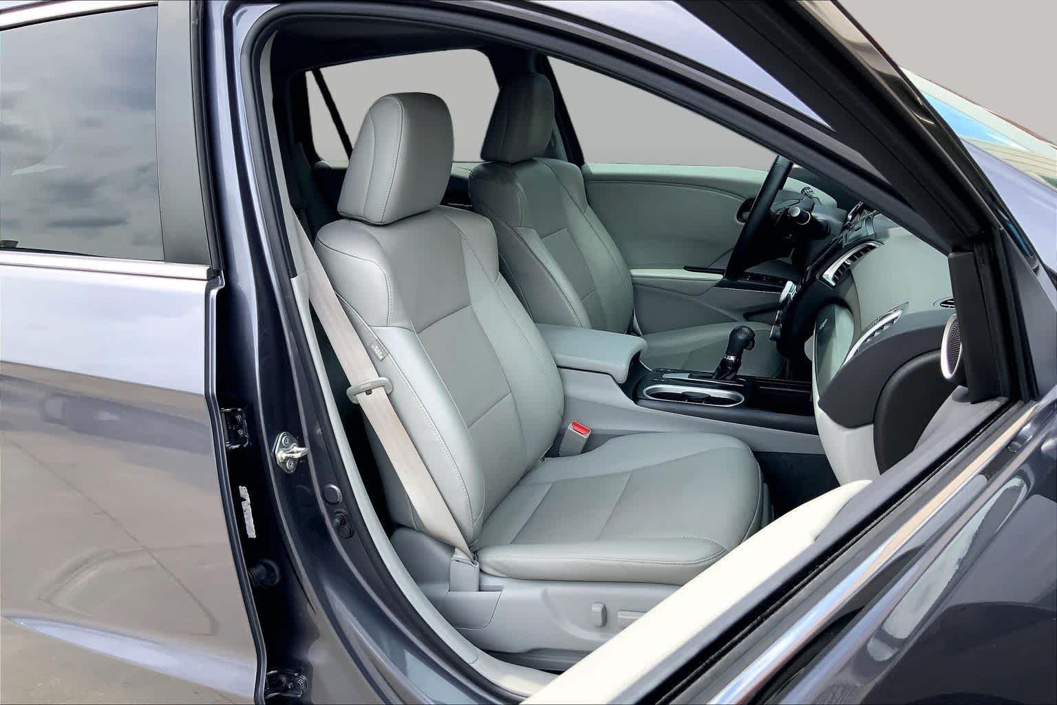 Used 2018 Modern Steel Metallic Acura w/Advance Pkg image 9