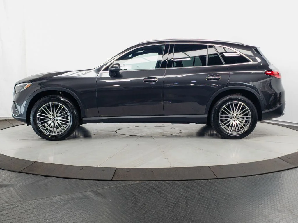 Certified Used 2026 Gray Mercedes-Benz GLC 300 image 4