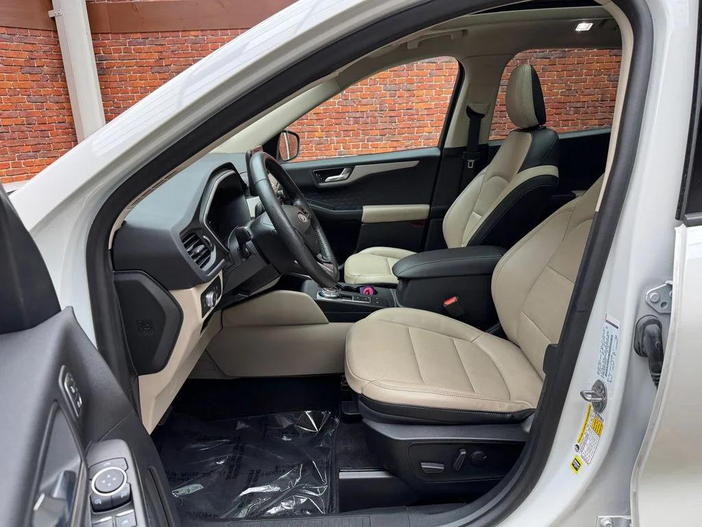 Certified Used 2020 White Metallic Ford SEL image 23