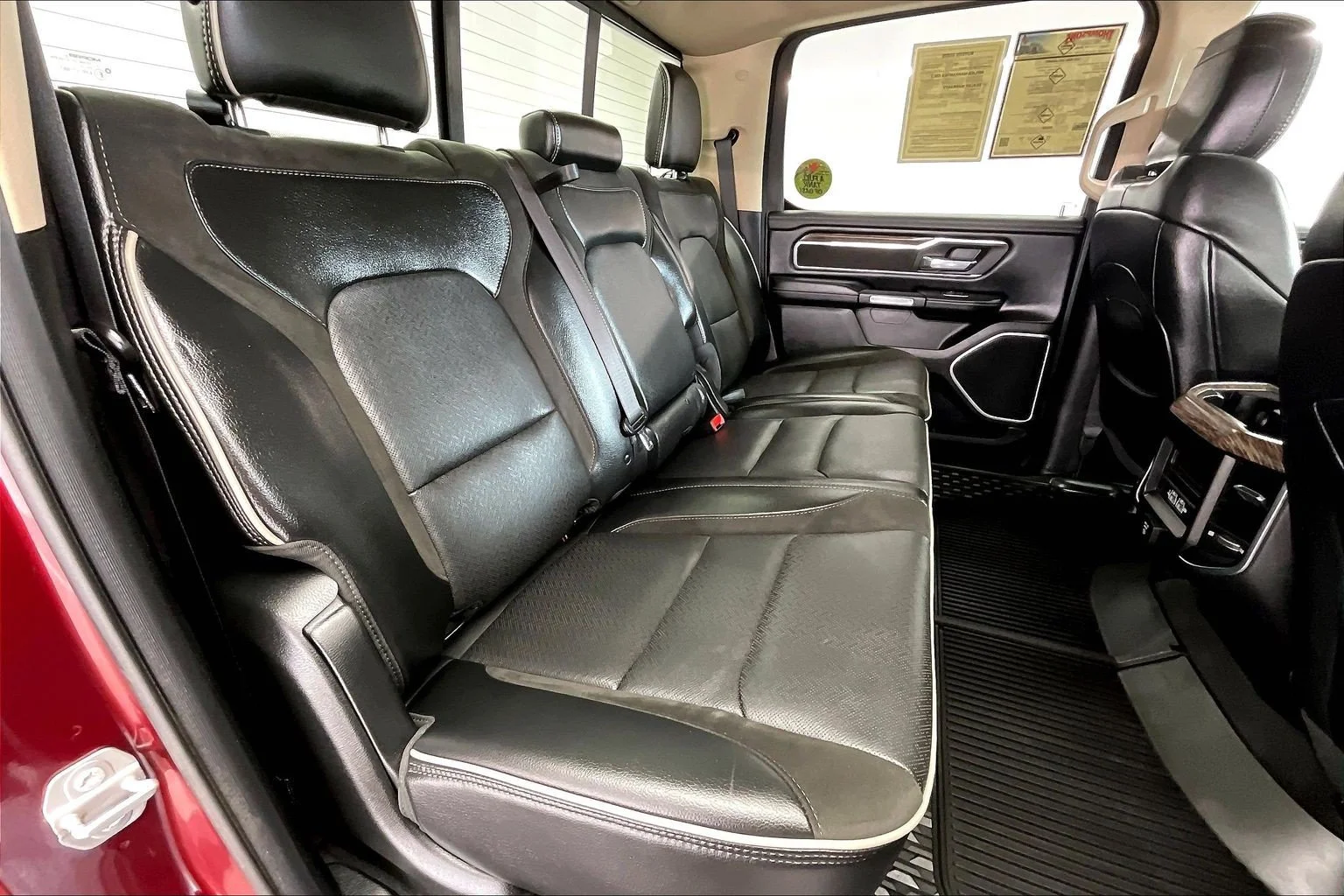 Used 2020 Delmonico Red Pearlcoat Ram Laramie image 15