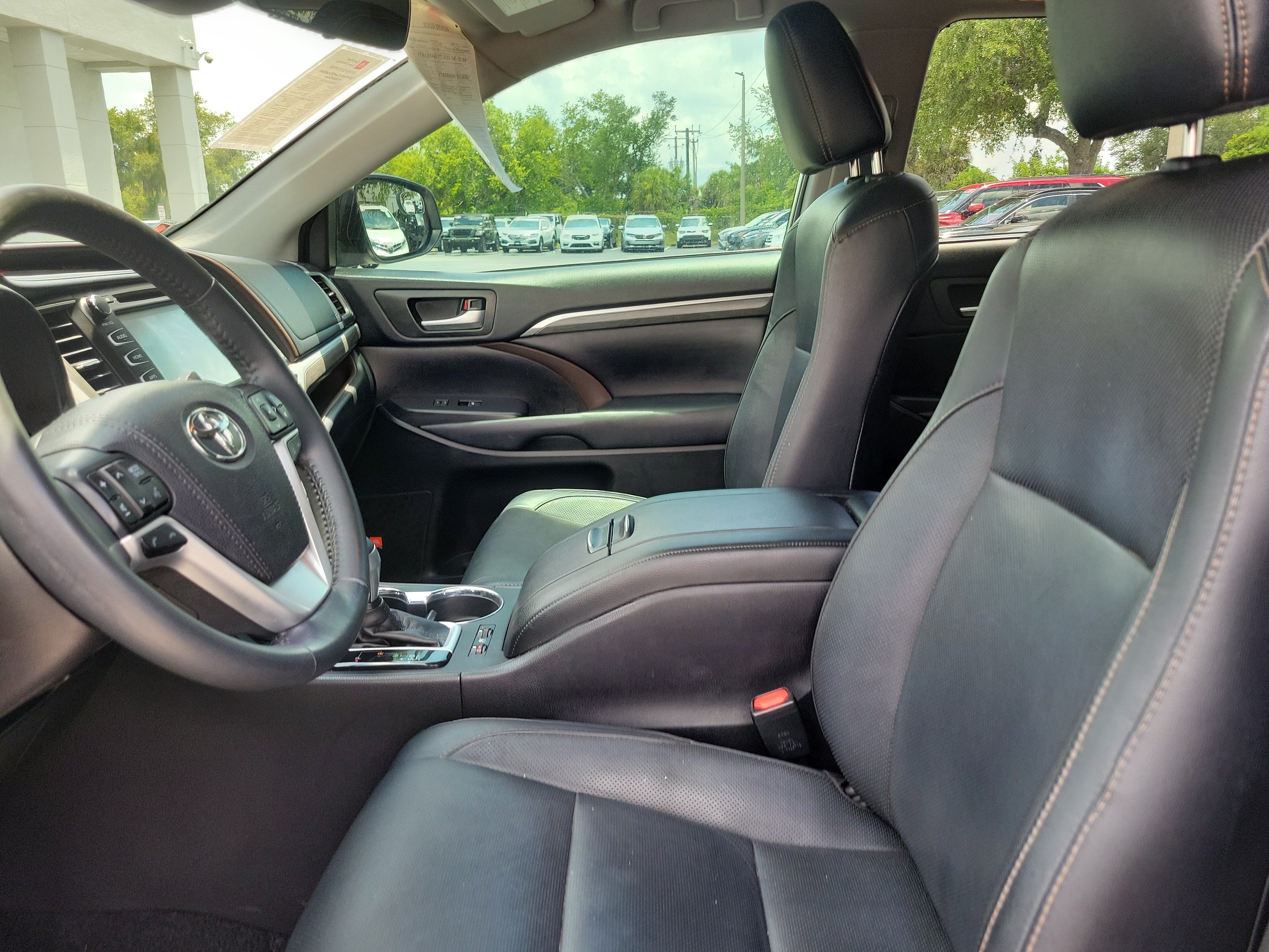 Used 2019 Predawn Gray Mica Toyota Limited image 20