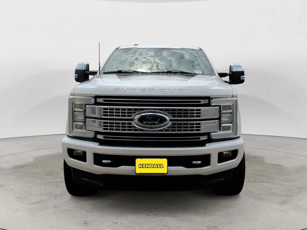 Used 2017 White Ford Platinum image 8