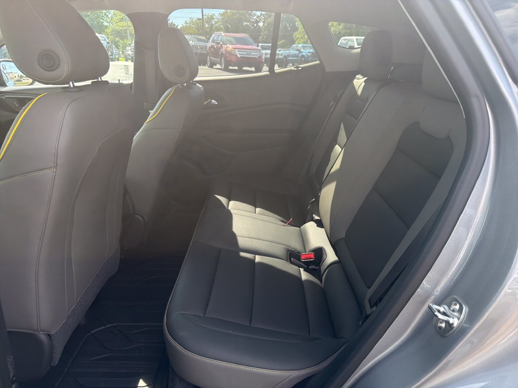 Used 2024 Gray Chevrolet ACTIV image 13
